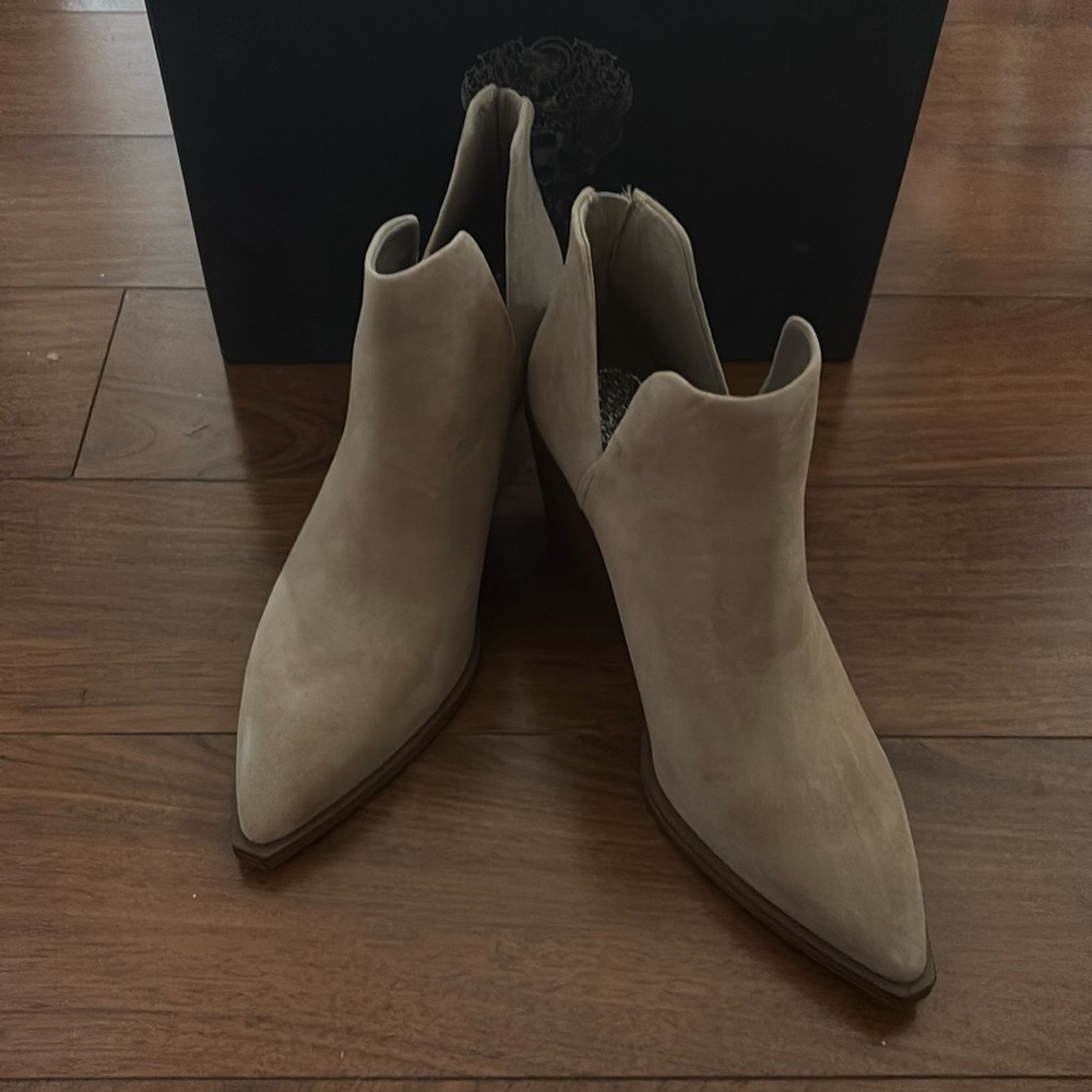 Vince Camuto - booties